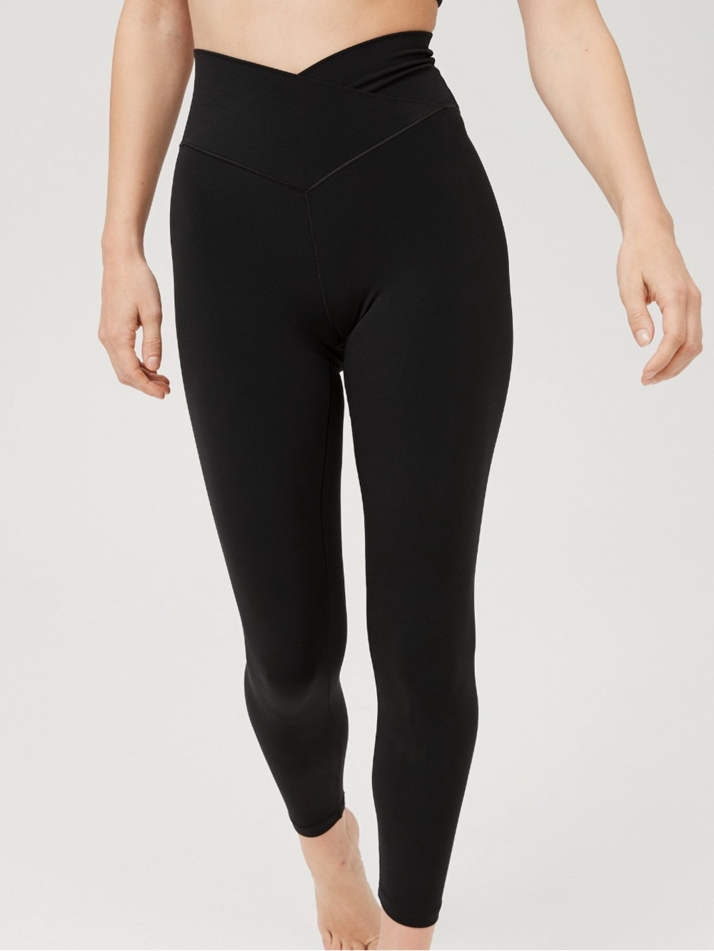 Offline by Aerie Black Crossover Leggings